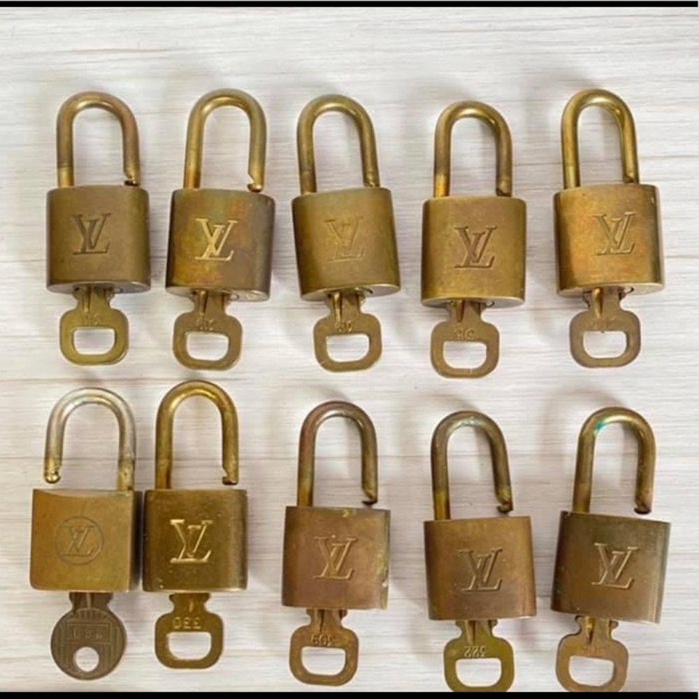 Authentic Louis Vuitton Lock and key sets!